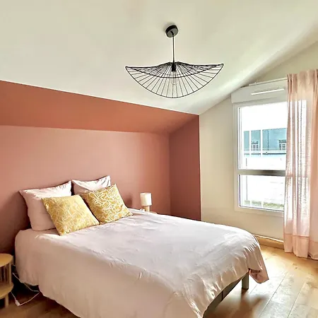 Sejour Paisible A Bordeaux, T3 Elegant Avec Parking