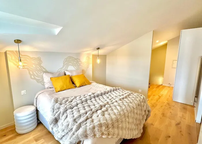 Sejour Paisible A Bordeaux, T3 Elegant Avec Parking